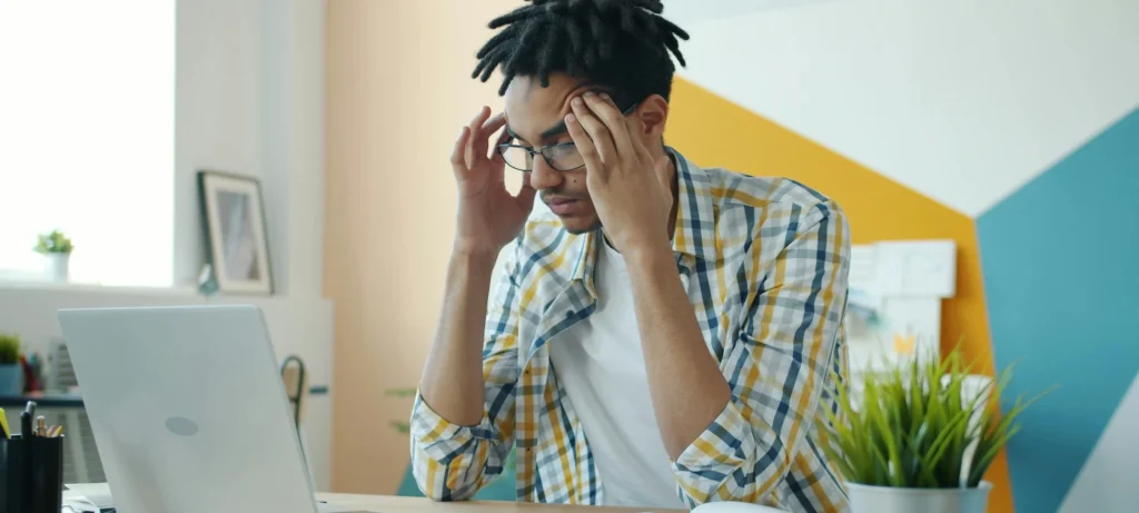 his wordpress theme doesn't look like the demo theme